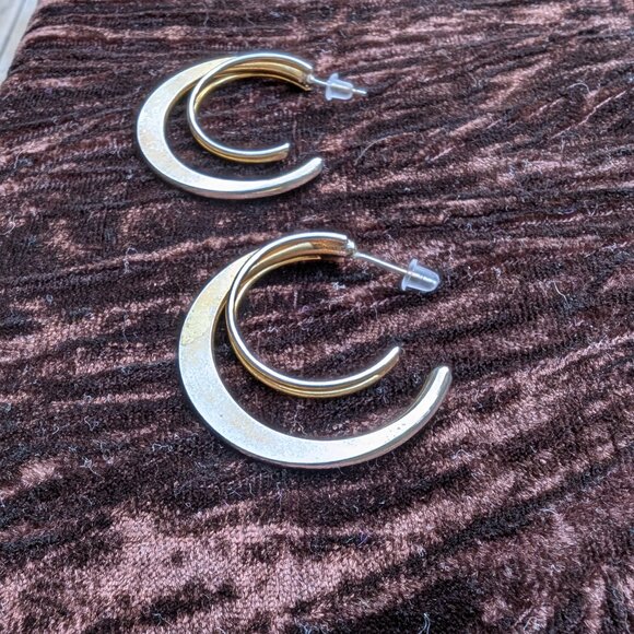 3 pairs of fashion jewelry - Picture 8 of 9